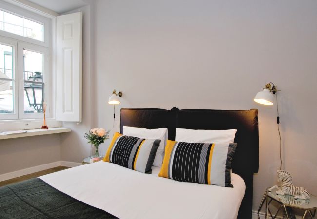 Apartamento em Lisboa - B1 Amplo e Luminoso | Localização Excecional