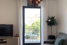 Apartamento em Lisboa - MM1 - No Centro com Parque Privado e Vista Castelo