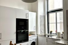 Apartamento em Lisboa - SJ2D Renovado! Acolhedor e Central | Estadia Histórica!