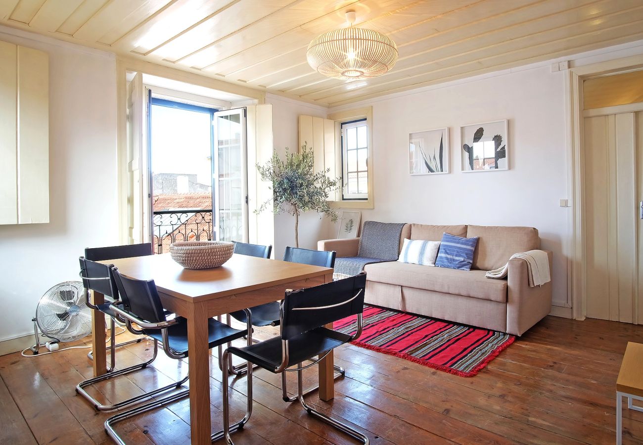 Apartamento em Lisboa - BH4D - Luminoso c/ Vista TOP no Bairro Alto