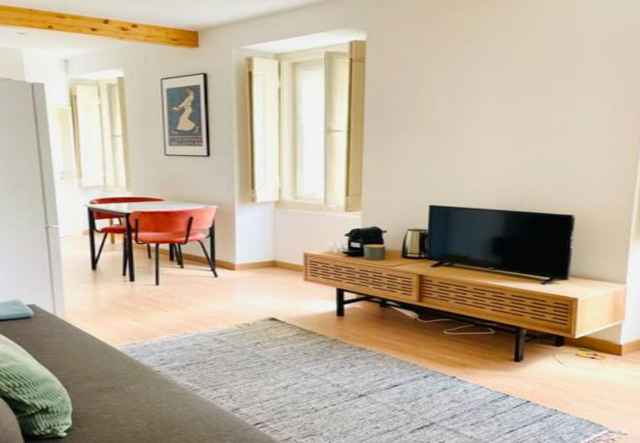 Apartamento em Lisboa - RSRC - Apartamento Luminoso e Central na Estefânia