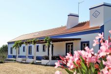 Casa em Santa Margarida da Serra - VG - Villa Única com Piscina em Grândola 