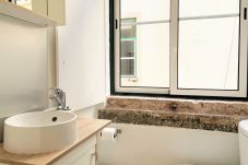 Apartamento em Lisboa - S.Juliao 2E+2D