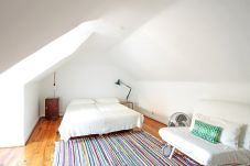 Apartment in Lisbon - BL - Acolhedor com Vista TOP na Bica