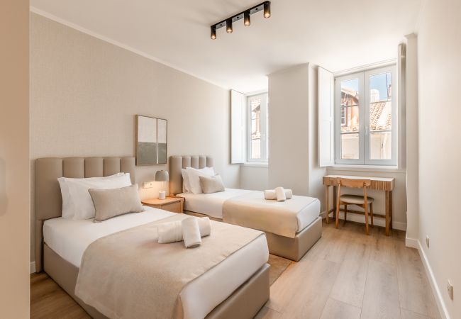 Apartment in Lisboa - A2+1 - Dois Apts no Coração da Bica