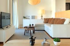 Apartment in Lisbon - MM2 - Elegante com Parque Privado e Vista Castelo