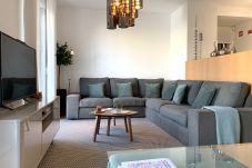 Apartment in Lisbon - MM1 - No Centro com Parque Privado e Vista Castelo