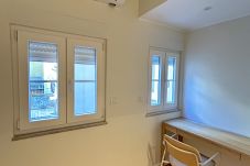 Apartment in Lisbon - PN Renovated! Central Lisbon with Iconic Tram 28 View and A/C