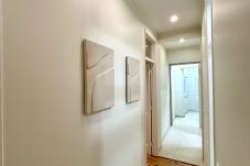 Apartment in Lisbon - PN Renovated! Central Lisbon with Iconic Tram 28 View and A/C