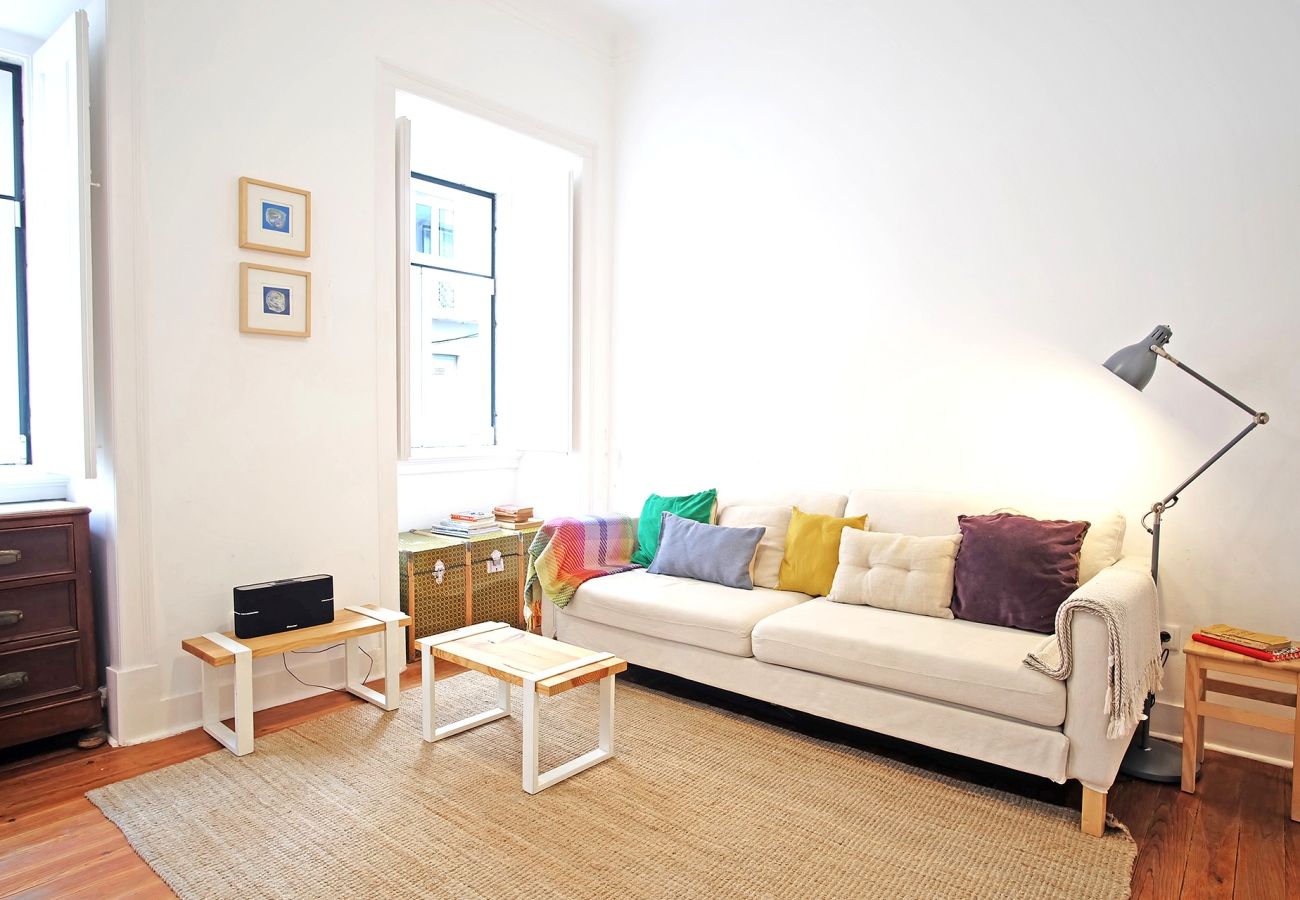 Apartment in Lisbon - CEC - Sofisticação e Luz no Príncipe Real