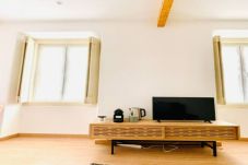 Apartment in Lisbon - RSRC - Apartamento Luminoso e Central na Estefânia