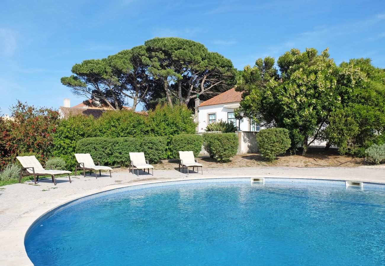 House in Sesimbra - VS - Villa Espaçosa com Piscina em Sesimbra