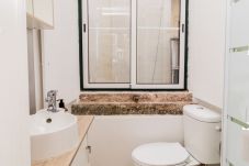 Apartment in Lisbon - S.Juliao 2E+2D