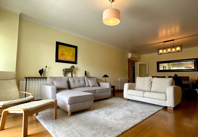 Apartment in Parede - Bafureira - Elegante Apartamento na Linha